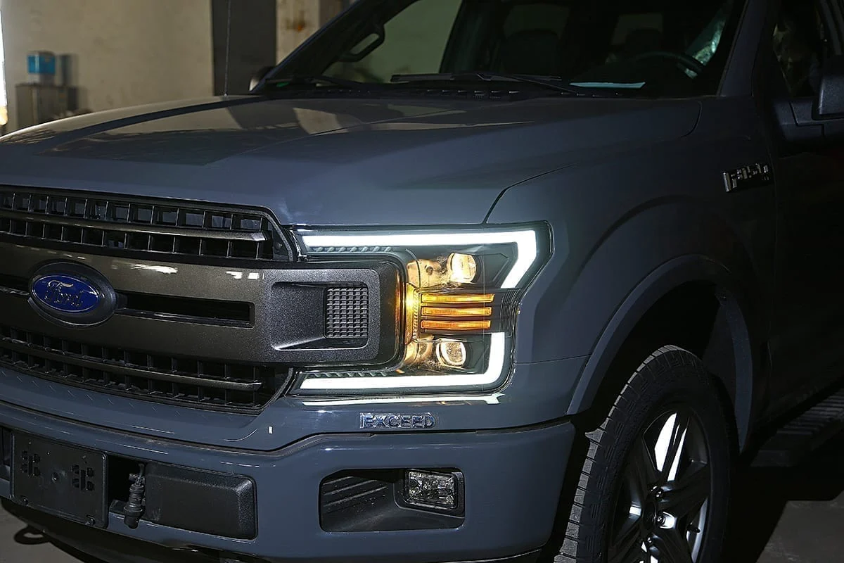 18-20 Ford F150 LUXX-Series LED Projector Headlights Black - Image 8